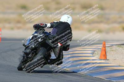 media/Apr-10-2022-SoCal Trackdays (Sun) [[f104b12566]]/Turn 11 Backside (945am)/